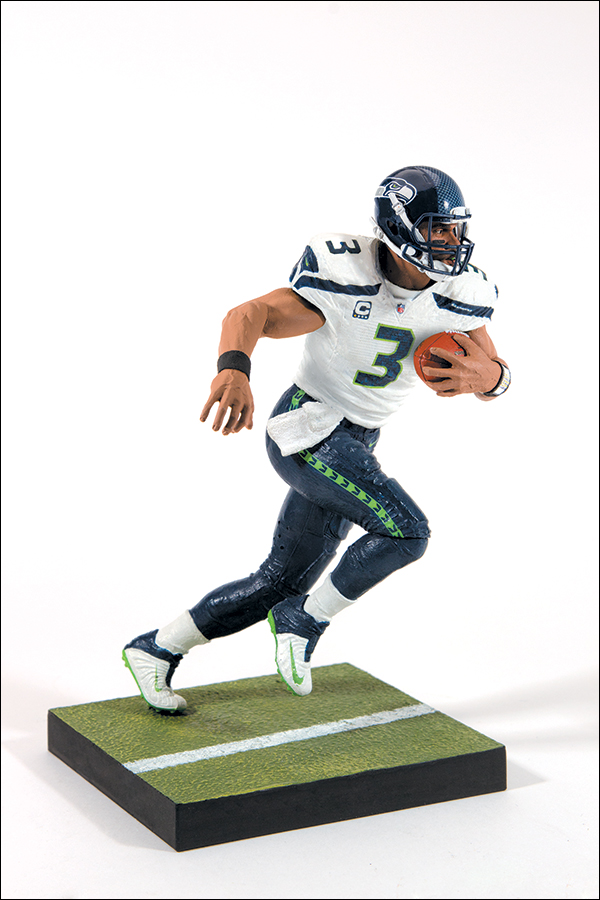 NFL Series 33 Russell Wilson Action Figure