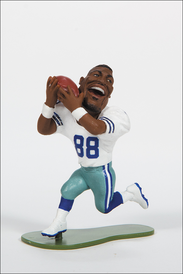 McFarlane Toys Action Figure - NFL smALL PROS Series 3 - DEZ BRYANT (White  Jersey)