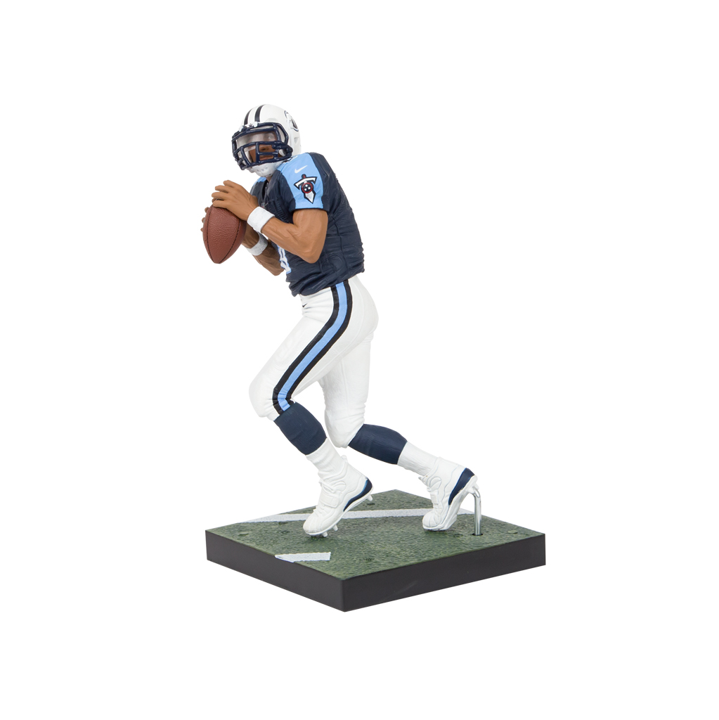 Funko Pop! Sports: NFL - Tennessee Titans Marcus Mariota #54