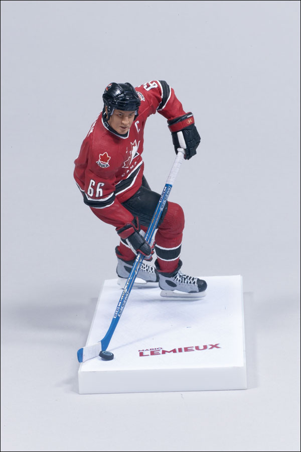 Joe Sakic 2004 Team Canada Hockey McFarlane Sports Figure