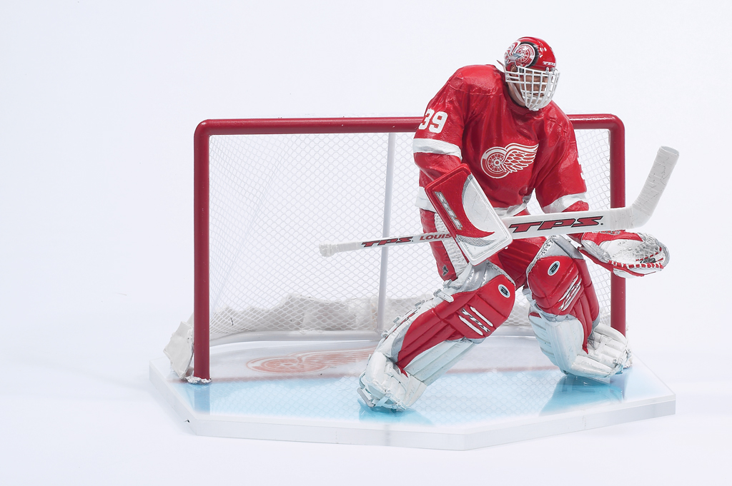 Detroit Red Wings Dominik Hasek (Red Jersey) McFarlane NHL Series 2