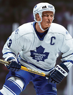 McFarlane NHL Series 8 Toronto Maple Leafs Gary Roberts Figure