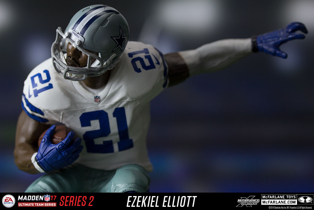 McFarlane ESA Sports Madden NFL 18 Ezekiel Elliott Cowboys bundle (2)